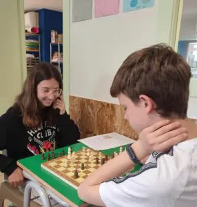 Moma New School - Chess time - chess 2
