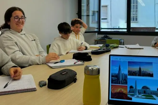 Moma New School - Art Deco for Teens 2 - artdeco3 e1714983040177