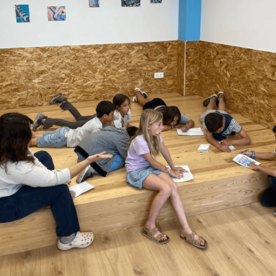 Moma New School -  - rthrt